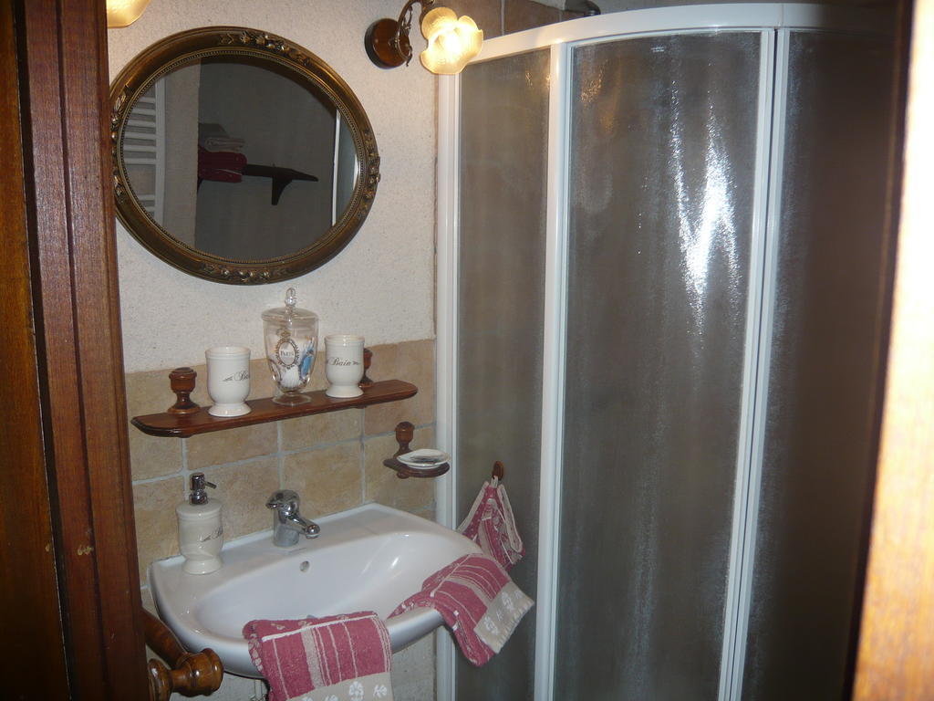 Bed and Breakfast La Petite Ferme Vouzeron Zimmer foto