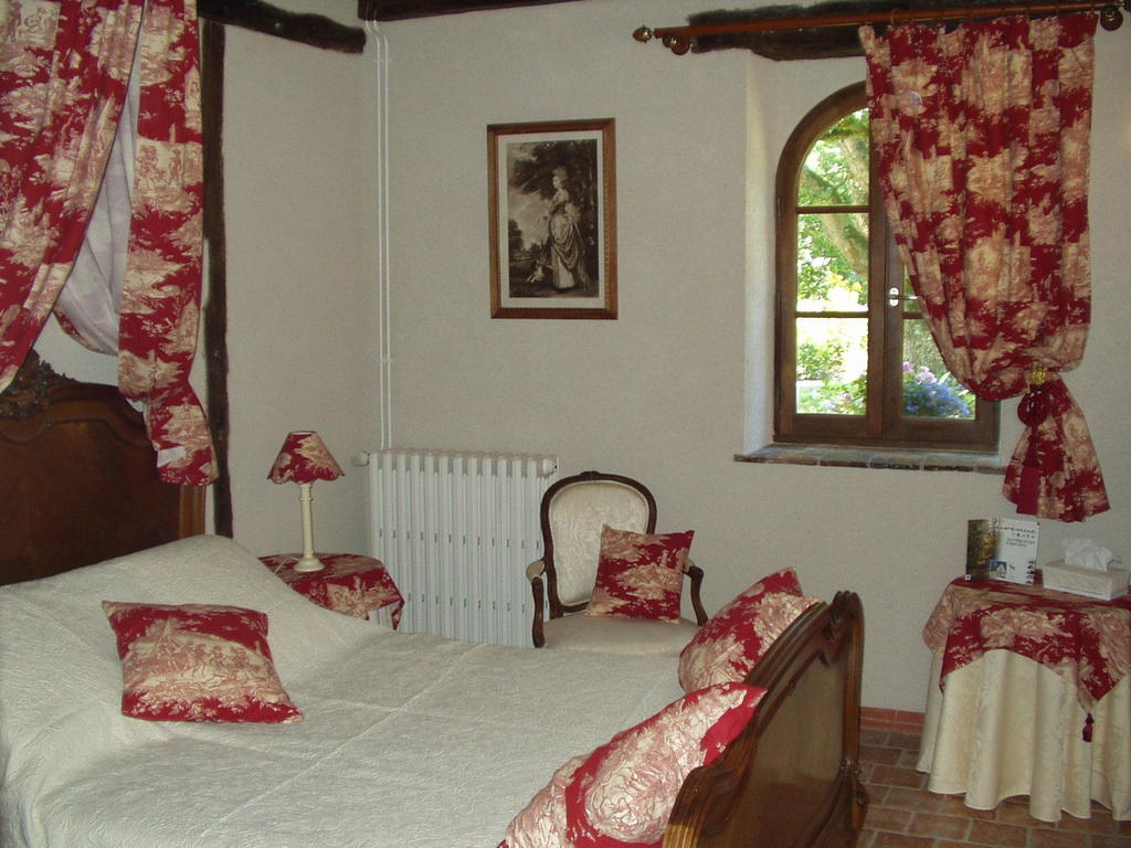 Bed and Breakfast La Petite Ferme Vouzeron Zimmer foto