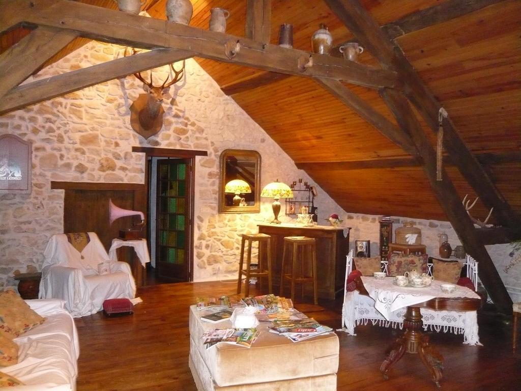 Bed and Breakfast La Petite Ferme Vouzeron Exterior foto